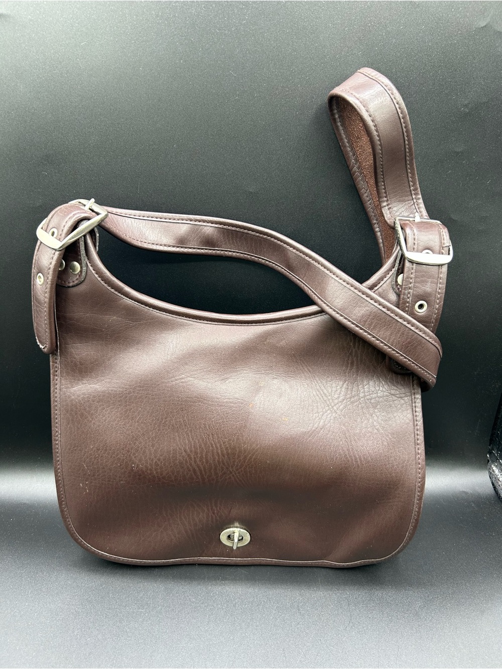 VINTAGE BROWN LEATHER Shoulder & Crossbody Bag.